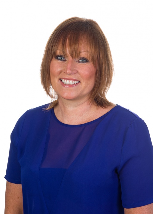 Mrs Joanne Huntley